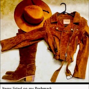 High heel boots 👢